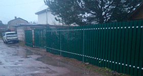 Комбинированный забор в Сосновом Бору